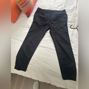 Lululemon ABC Slim fit pants. 36 waste 32 length - BLACK